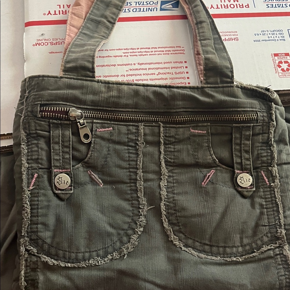 TILT Olive Green Kids Accessory Bag